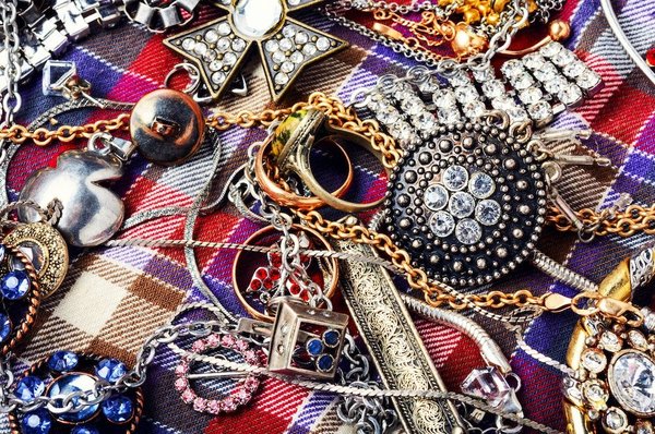 Comment trouver le bijou parfait pour votre partenaire ?